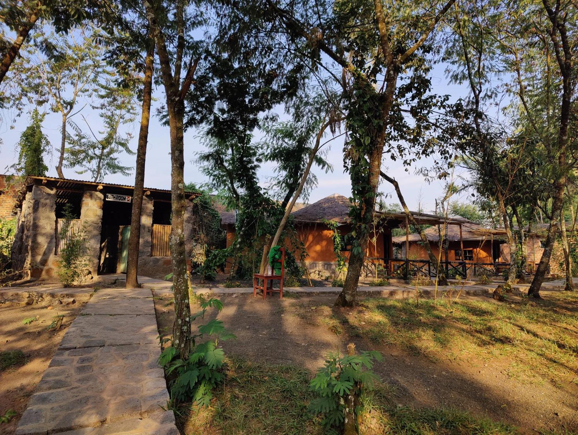 Red Rocks Rwanda - Campsite & Guesthouse Nyakinama Εξωτερικό φωτογραφία